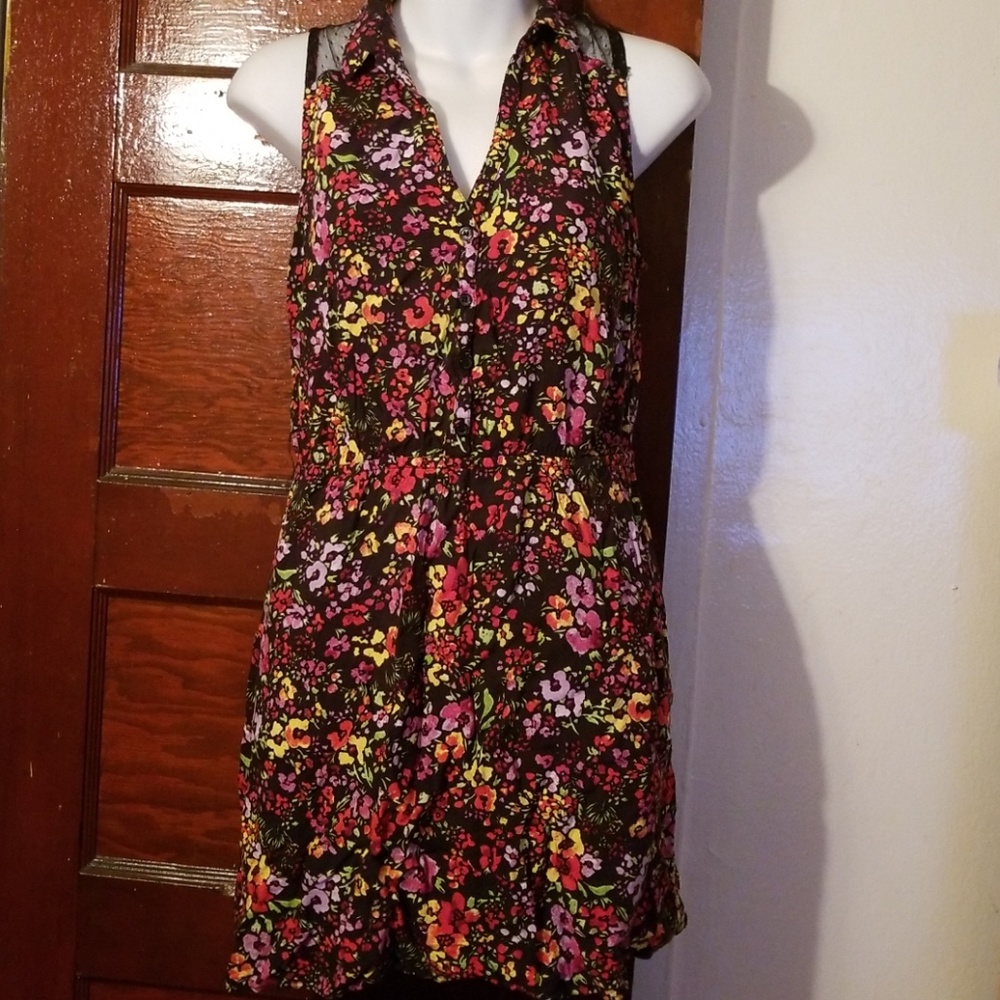 Cute floral summer dress with mesh and pockets - Picture 5 of 5